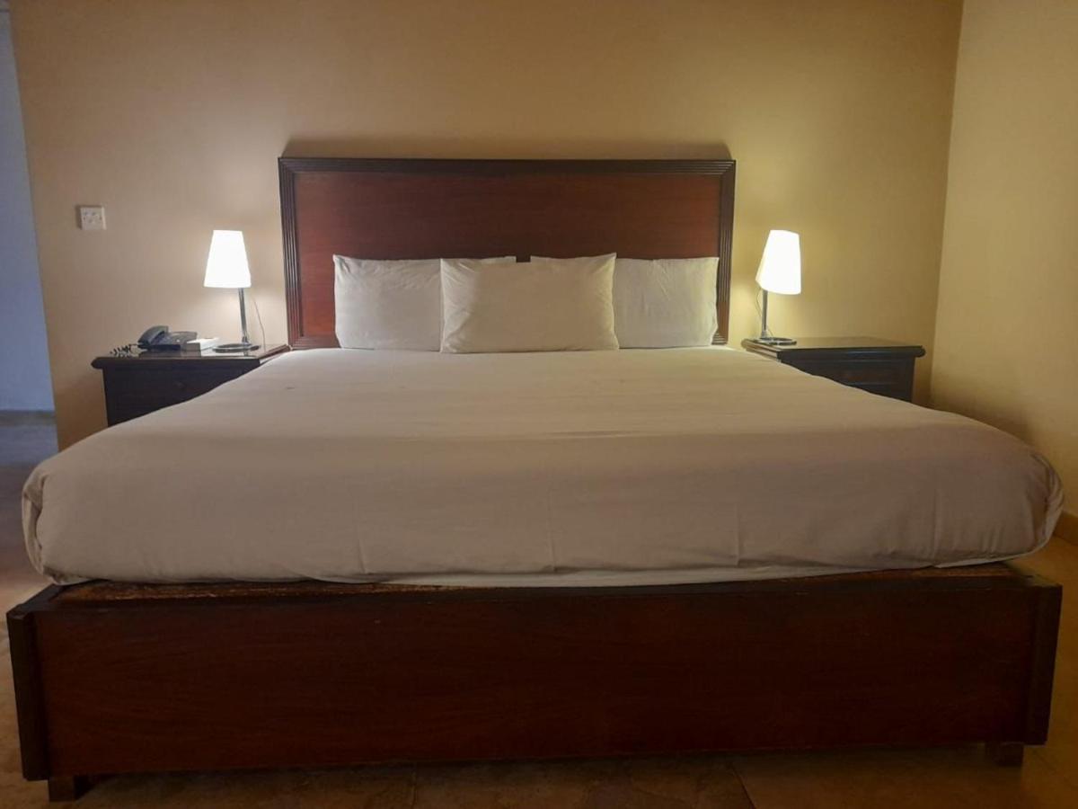 Shalimar Tower Hotel Lahore Exteriör bild